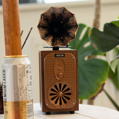 Retro Tall Gramophone Bluetooth Speaker – Extra Loud 8W