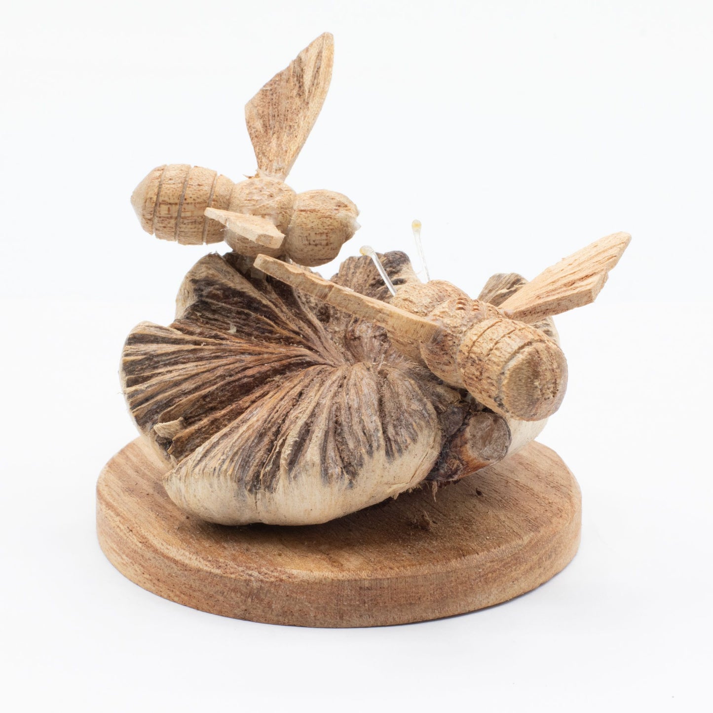 Handmade Parasite Wood Bee Carving – Bees in The Works