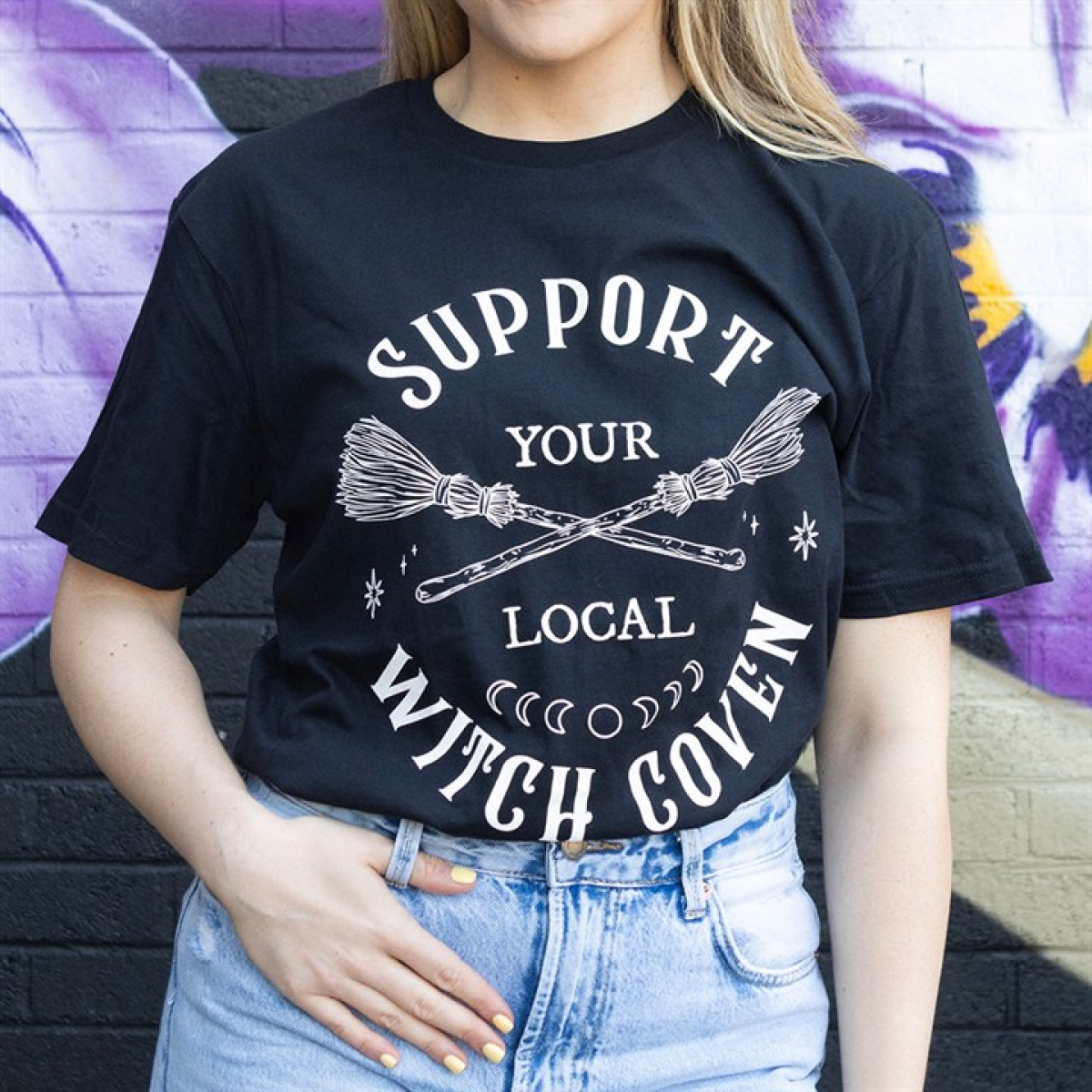 Support Your Local Witch Coven Unisex T-shirt Size L